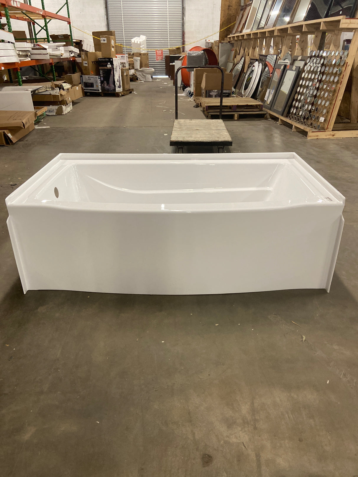 Classic 500 Curve 60 in. x 32 in. Alcove Deep Soaking Bathtub with Left Drain in High Gloss White