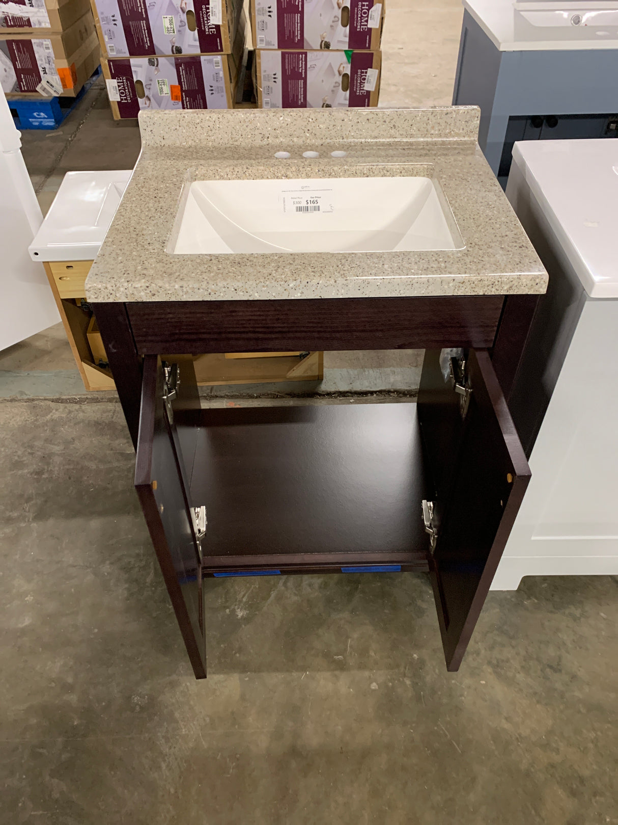 Delridge 24 in. W x 19 in. D x 35 in. H Single Sink Bath Vanity in Chocolate with Caramel Cultured Marble Top
