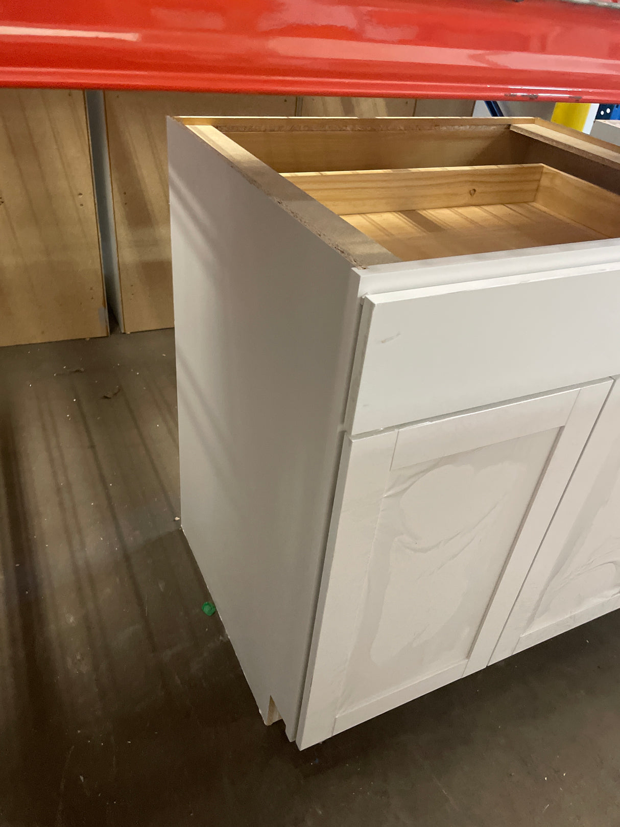 Westfield Feather White Shaker Stock Assembled Base Kitchen Cabinet (30 in. W x 23.75 in. D x 35 in. H)