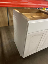 Westfield Feather White Shaker Stock Assembled Base Kitchen Cabinet (30 in. W x 23.75 in. D x 35 in. H)