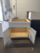 Richmond Verona White Plywood Shaker Ready to Assemble Sink Base Kitchen Cabinet Sft Cls 36 in W x 24 in D x 34.5 in H