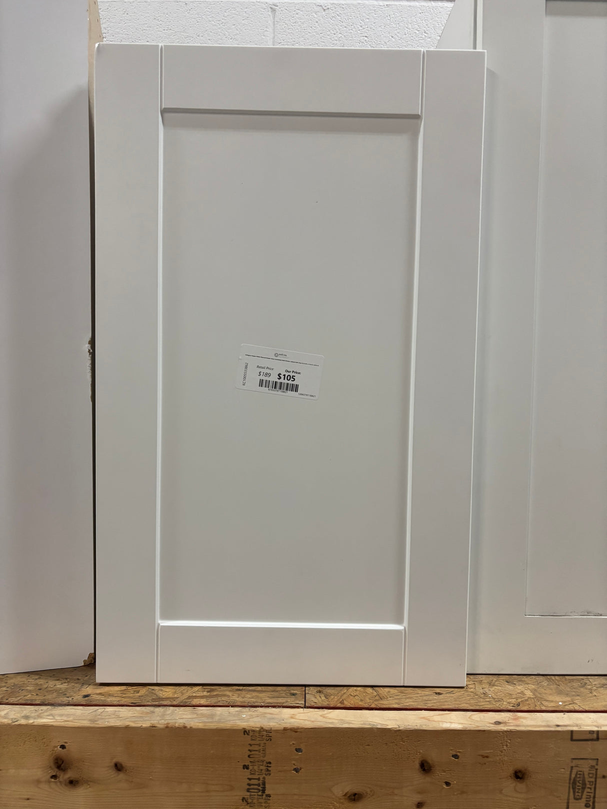 Arlington Vesper White Plywood Shaker Stock Assembled Wall Kitchen Cabinet Soft Close 18 in W x 12 in D x 30 in H