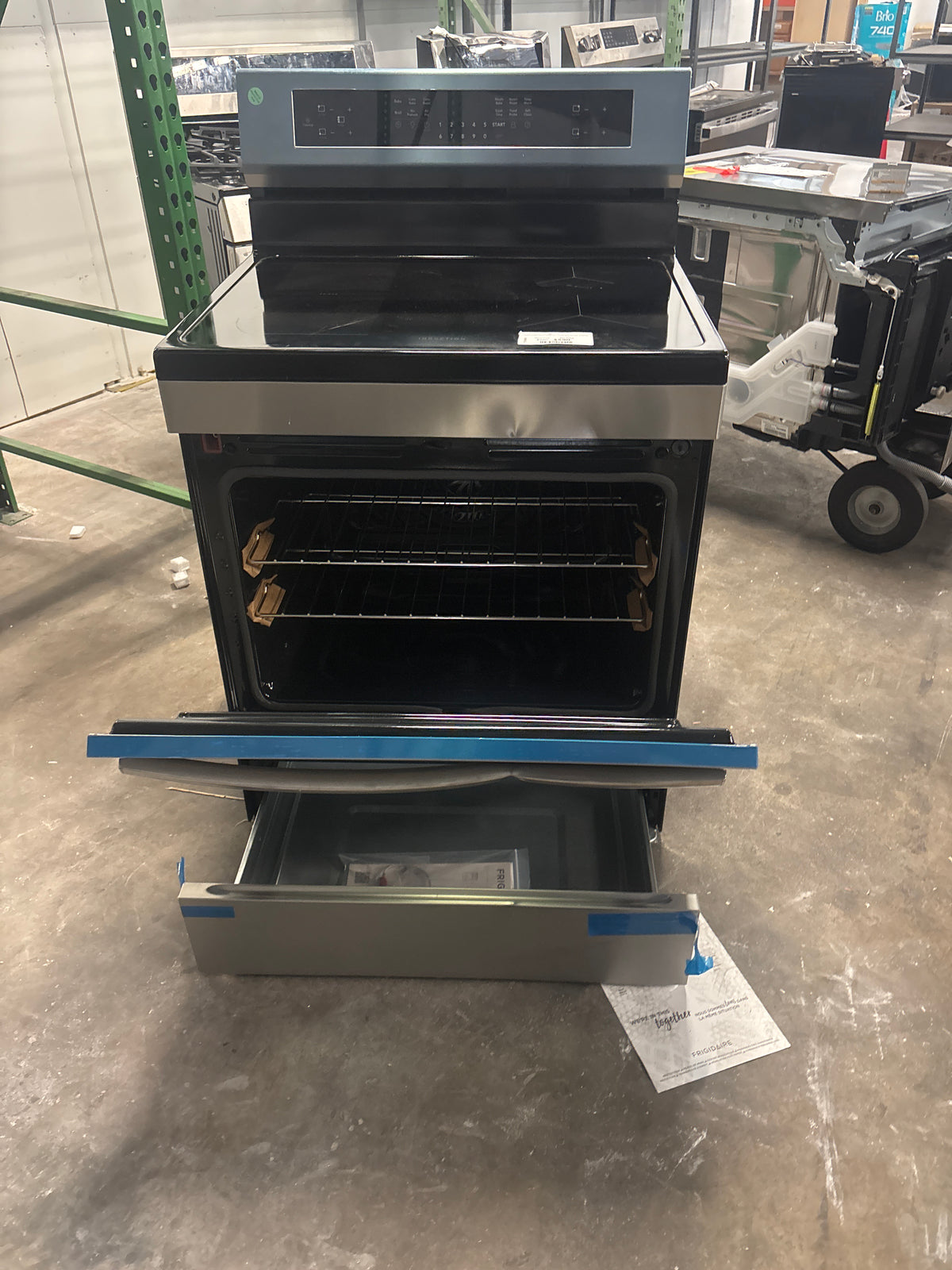 Frigidaire Gallery 5.3 cu. ft. Freestanding Induction Range with Total Convection