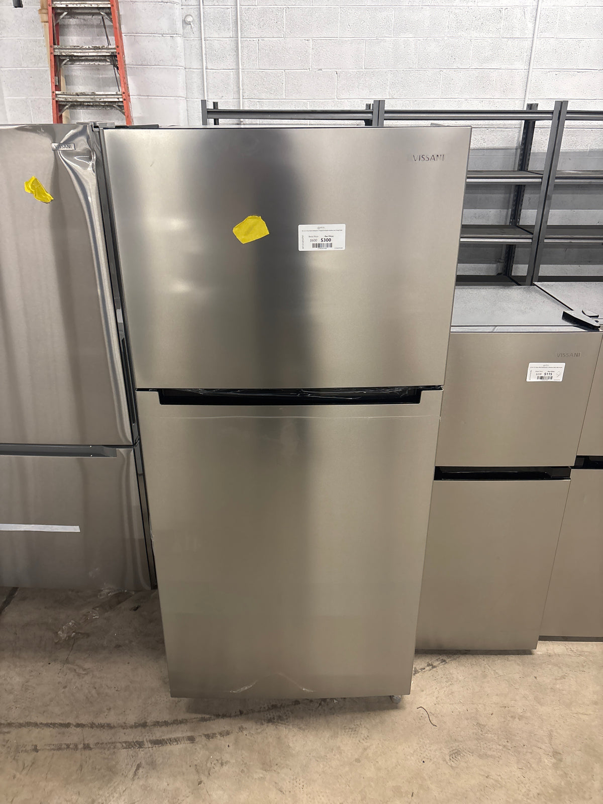 18.1 cu. ft. Top Freezer Refrigerator in Fingerprint Resistant Stainless Look, Garage Ready