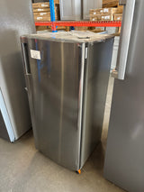 LG 6.0 cu. ft. Single Door Refrigerator with Inverter Compressor and Pocket Handle in Platinum Silver