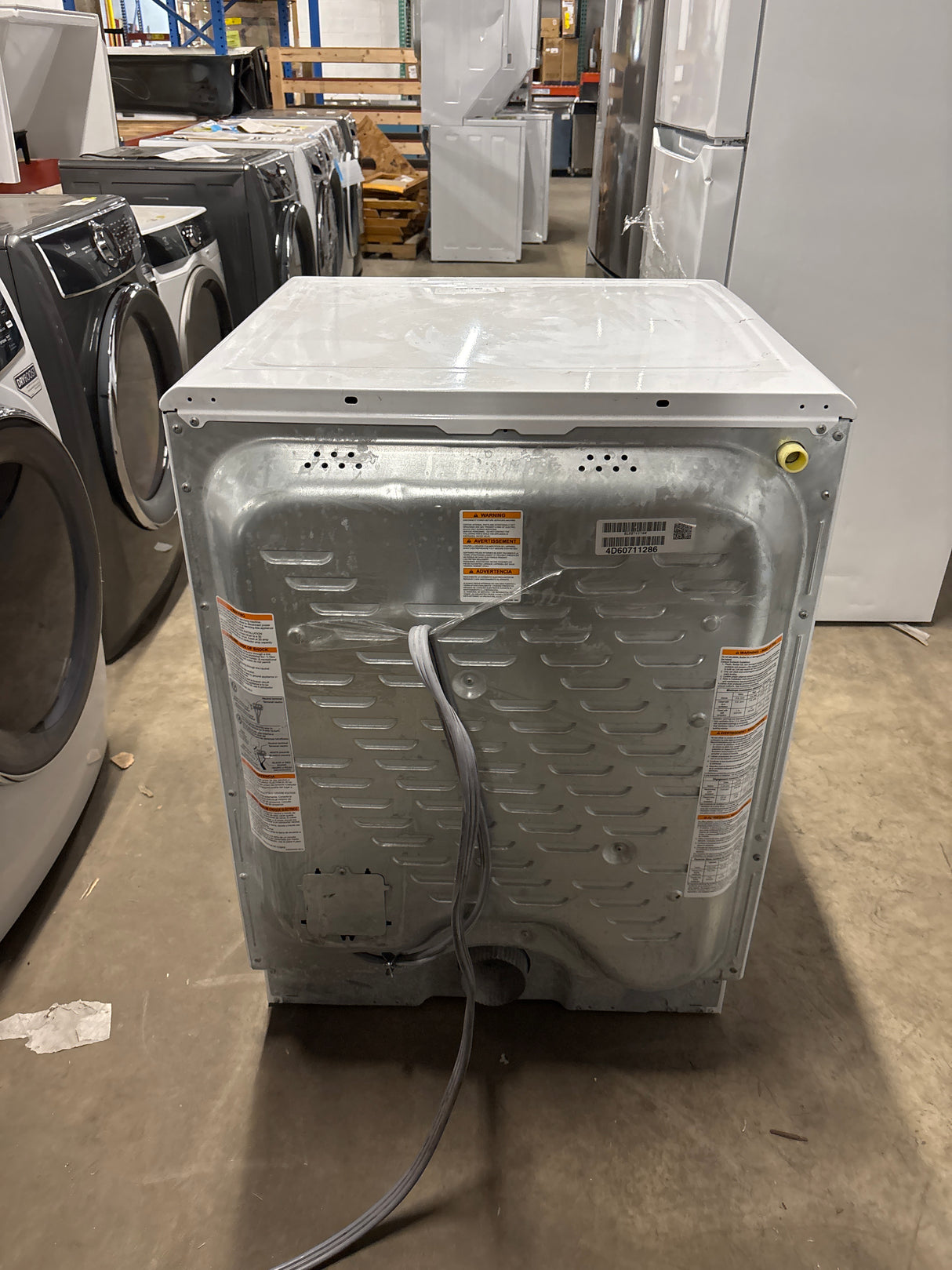 27 in. W 8 cu. ft. Front Load Electric Dryer with Perfect Steam and LuxCare Dry System, ENERGY STAR in White