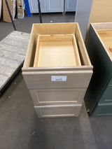 Sinclair 18 in. W x 24 in. D x 34.5 in. H Assembled Drawer Base Kitchen Cabinet in Shaker Light Oak