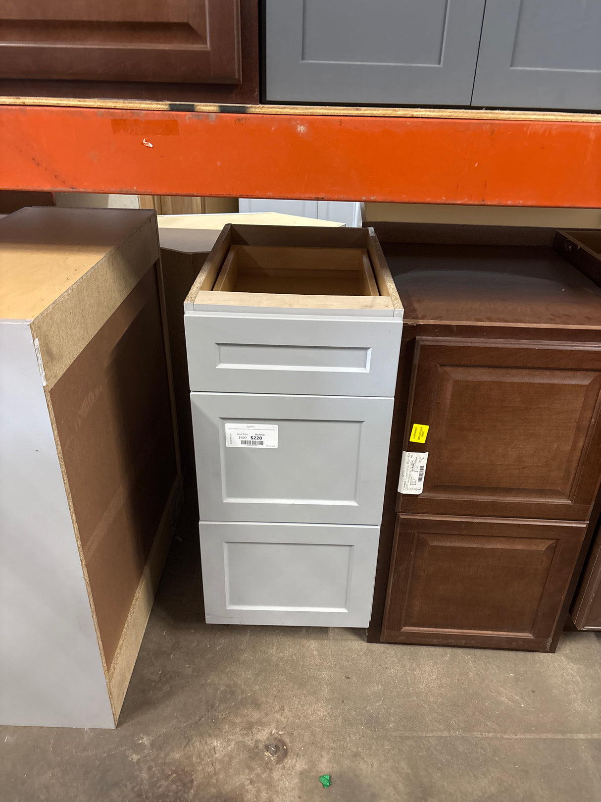 Designer Series Melvern 15 in. W x 24 in. D x 34.5 in. H Assembled Shaker 3-Drawer Base Cabinet in Heron Gray