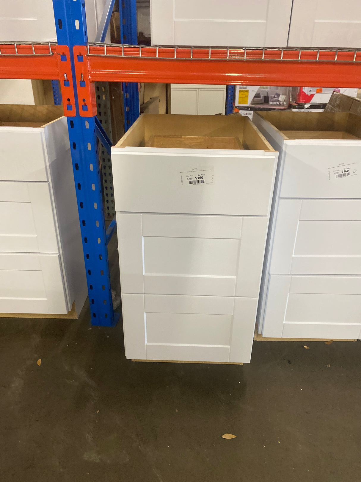 Shaker Satin White Stock Assembled Drawer Base Kitchen Cabinet with Drawer Glides (18 in. x 34.5 in. x 24 in.)