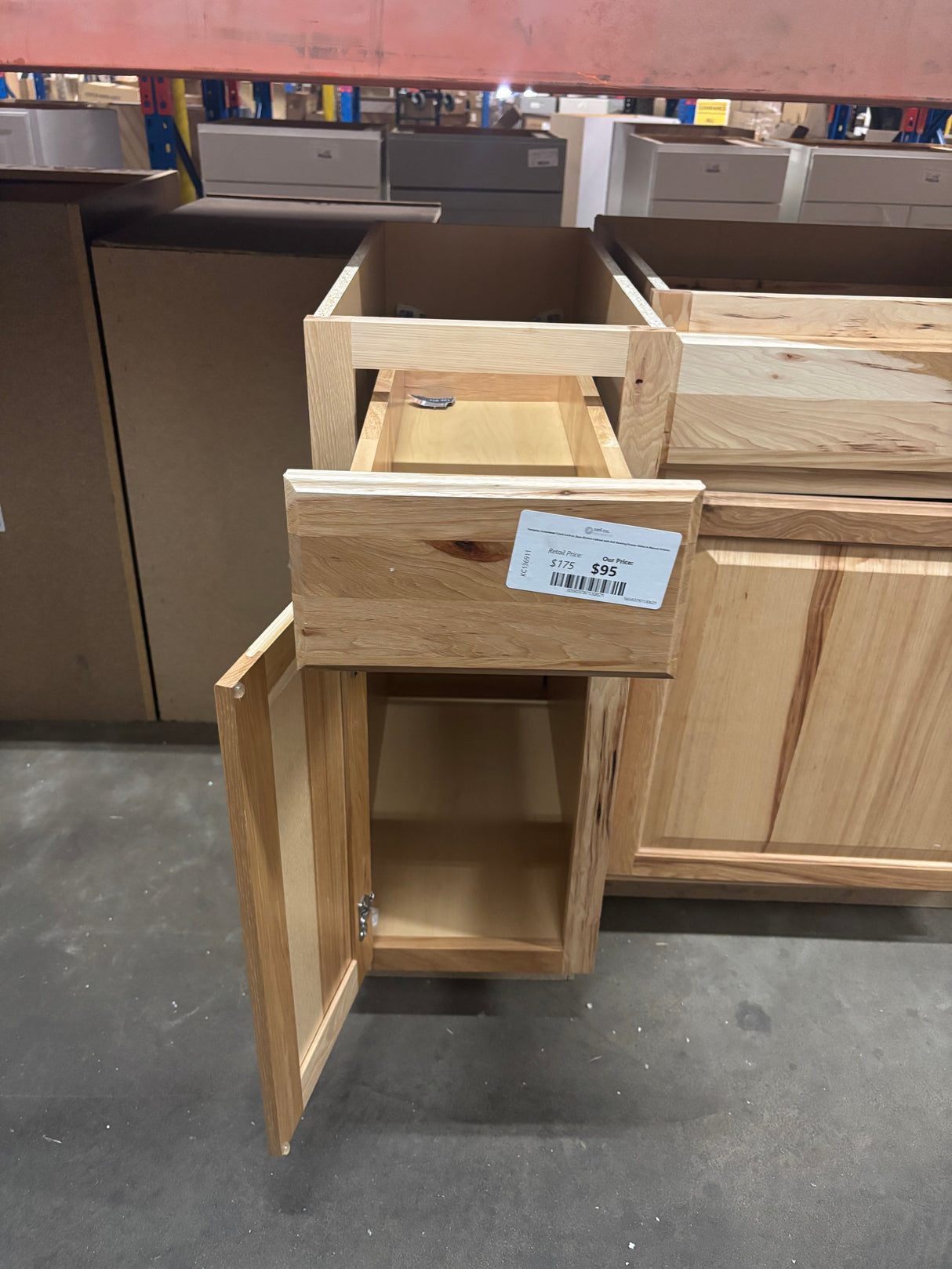 Hampton Assembled 12x34.5x24 in. Base Kitchen Cabinet with Ball-Bearing Drawer Glides in Natural Hickory