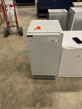 14.96 in. Freestanding/Built-in Ice Makers, 120 lbs./Day, 30 lbs. Storage, Stainless Steel, Full Size Cubes