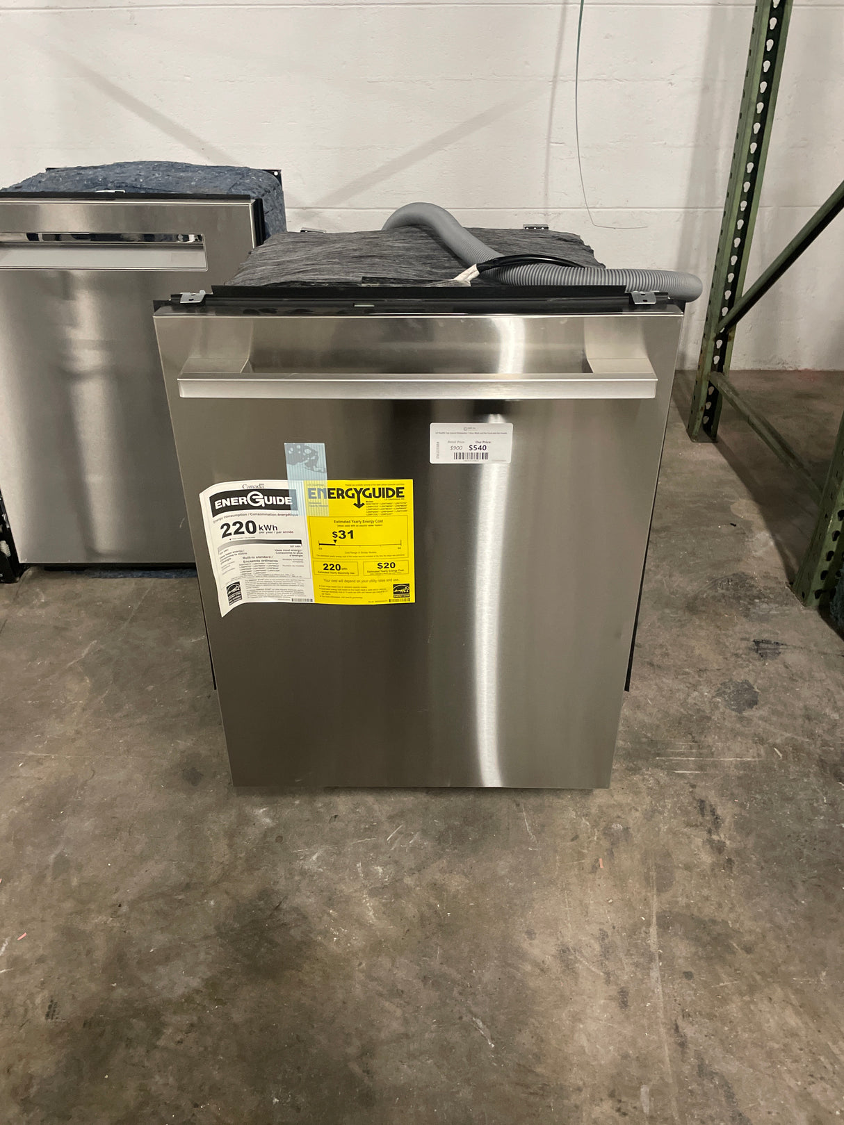 LG FlushFit Top Control Dishwasher 1-Hour Wash and Dry Cycle with Bar Handle