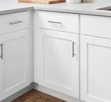 Avondale Shaker Alpine White Quick Assemble Plywood 15 in Base Kitchen Cabinet (15 in W x 24 in D x 34.5 in H)