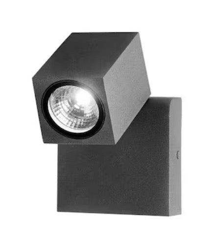 Low Voltage 500 Lumens Black Outdoor Integrated LED In Ground Well Light; Weather/Water/Rust Resistant