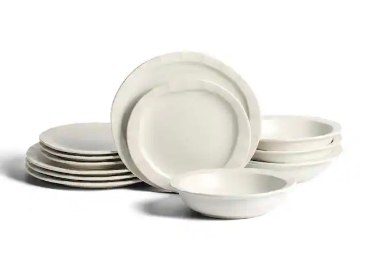 Oasis 12-Piece White Stoneware Full Set (Service for 4)
