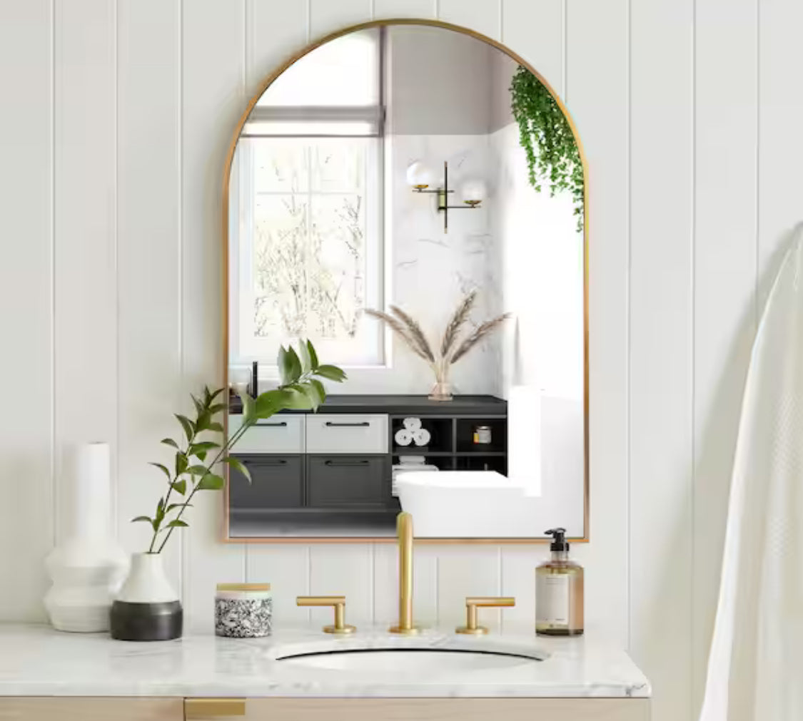 24 in. W x 36 in. H Arched Gold Aluminum Alloy Framed Wall Mirror Decorative Wall Mirror
