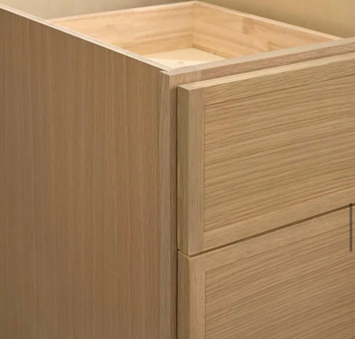 Leyton 18 in. W x 24 in. D x 34.5 in. H Ready to Assemble Plywood Slim Shaker Drawer Base Kitchen Cabinet in White Oak
