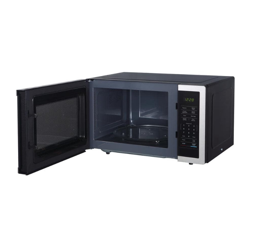 17.3 in. W, 0.7 cu. ft. Countertop Microwave in Black with 700-Watt Cooking Power