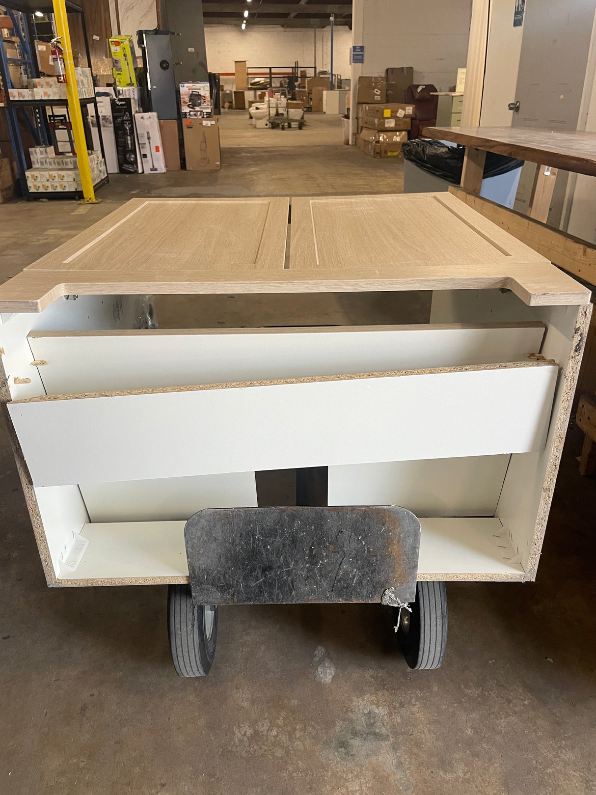 Oakley 31 in. Single Sink Beige Oak Freestanding Bath Vanity with White Cultured Marble Top (Assembled)
