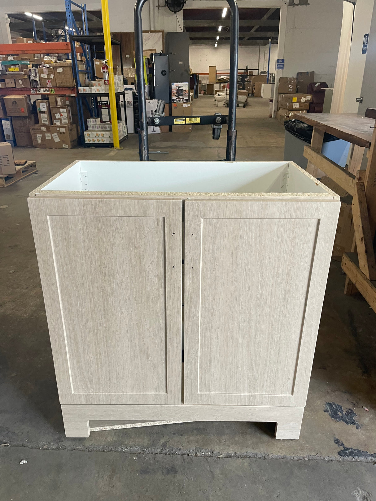 Oakley 31 in. Single Sink Beige Oak Freestanding Bath Vanity with White Cultured Marble Top (Assembled)