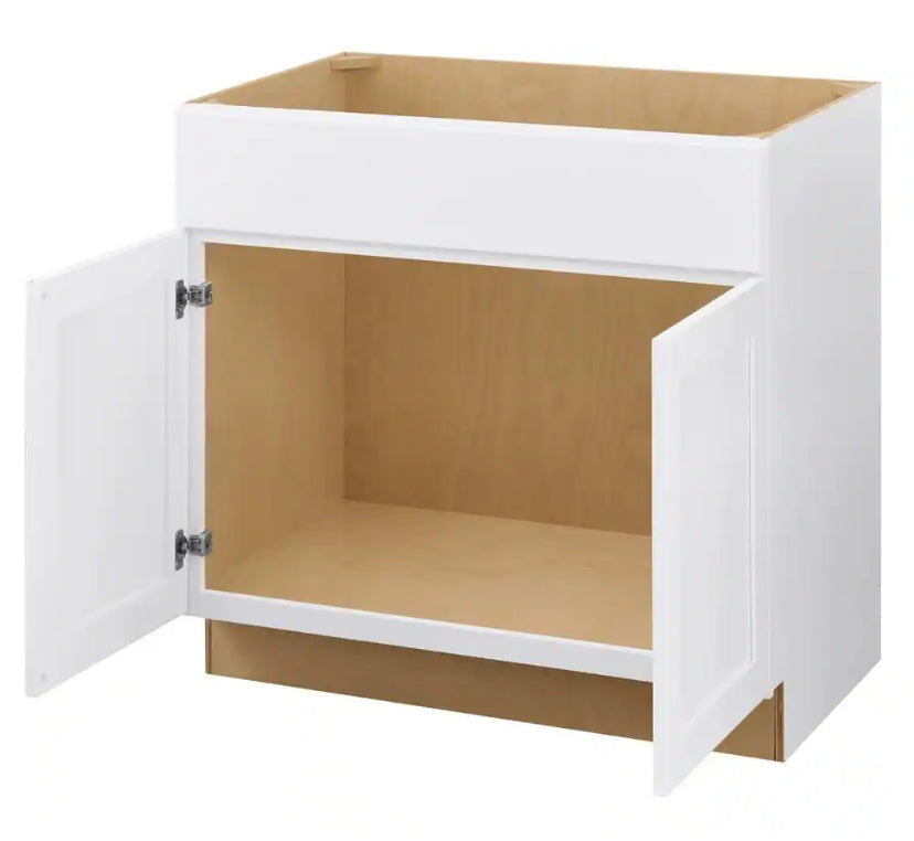 Avondale Shaker Alpine White Ready to Assemble Plywood 30 in Base Kitchen Cabinet (30 in W x 24 in D x 34.5 in H)