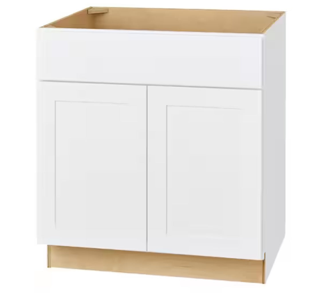 Avondale Shaker Alpine White Quick Assemble Plywood 30 in Sink Base Kitchen Cabinet (30 in W x 24 in D x 34.5 in H)