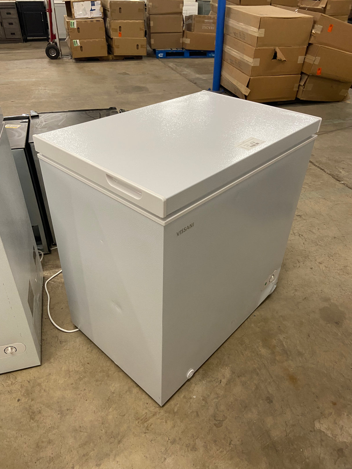 7.0 cu. ft. Manual Defrost Chest Freezer with LED Light in White Garage Ready
