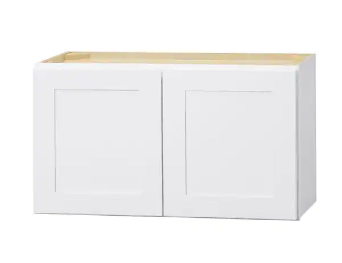 Avondale Shaker Alpine White Ready to Assemble Plywood 30 in x 18 in Wall Bridge Cabinet (30 in W x 18 in H x 12 in D)