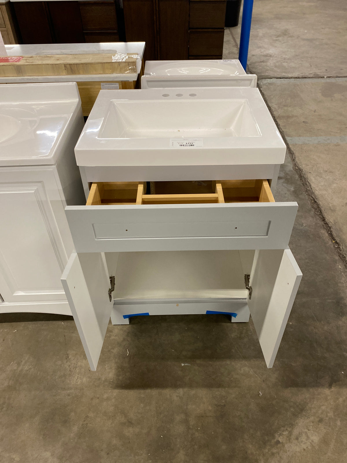 Everdean 25 in. W x 19 in. D x 34 in. H Single Sink Bath Vanity in Pearl Gray with White Cultured Marble Top