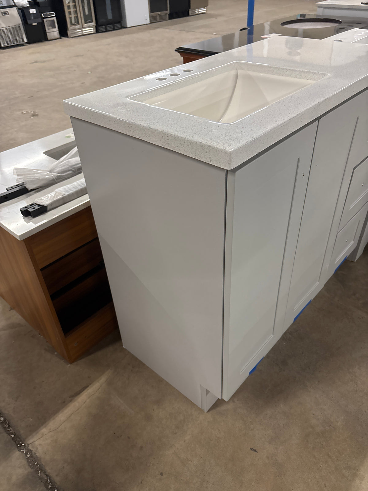 Bannister 37 in. W x 19 in. D x 35 in. H Single Sink Bath Vanity in Pearl Gray with White Cultured Marble Top