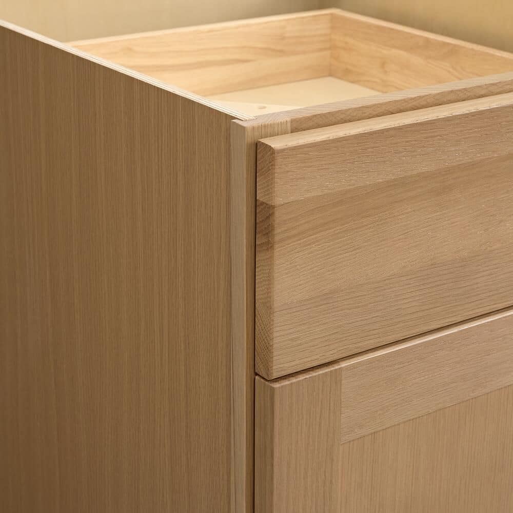 Avondale 21 in. W x 24 in. D x 34.5 in. H Ready to Assemble Plywood Shaker Base Kitchen Cabinet in White Oak